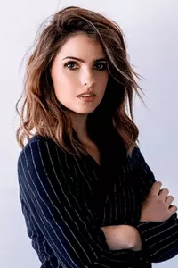 Shelley Hennig