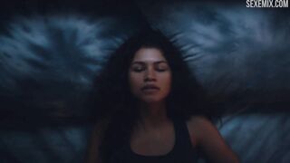 Zendaya Height yatakta mastürbasyon yapıyor, dizi - Euphoria