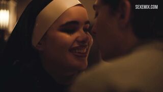 Barbie Ferreira faz cunilíngua no banheiro, cena - Euforia