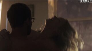 Scène de sexe du barman d'Elizabeth Lail dans You