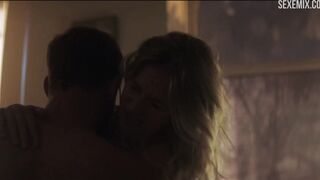 Scène de sexe du barman d'Elizabeth Lail dans You