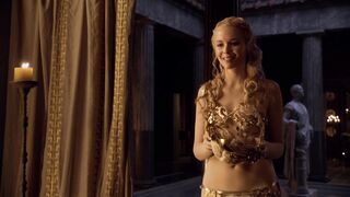 Dizideki seksi Brooke Harman sahnesi - Spartacus