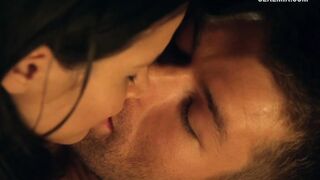 Katrina Law respira una scena di sesso in Spartacus