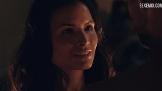 Scena erotica sexy di Katrina Law in Spartacus