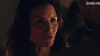 Scena erotica sexy di Katrina Law in Spartacus