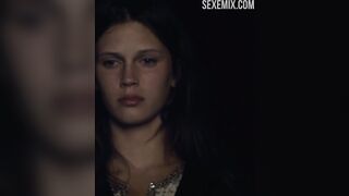 Genç ve Güzel'deki Marine Vacth Plajı Seks sahnesi