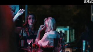 Erika Linder seduz em bar, cena em Below Her Mouth