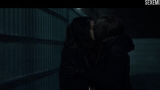 Escena de beso de Rachel Weisz en Disobedience