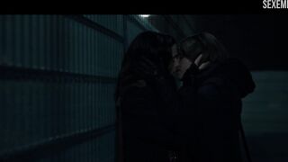 Escena de beso de Rachel Weisz en Disobedience