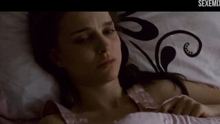 Natalie Portman masturbates in bed, scene in Black Swan