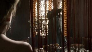 Game of Thrones'taki Emily Diamond çıplak göğüs sahnesi