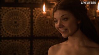 Natalie Dormer göğüslerini gösteriyor, Game of Thrones sahnesi