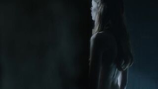 Charlotte Hope, Game of Thrones sahnesinde pencerenin arkasından sert bir şekilde sikişti