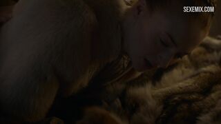 Sophie Turner köpek stilinde sikişti, Game of Thrones sahnesinde