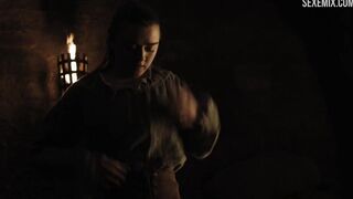 Maisie Williams erotic scene in Game of Thrones