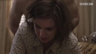 Lena Dunham doggy style scene in Girls