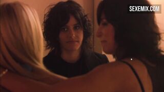 Katherine Moennig (Shane) Üçlü - kelime