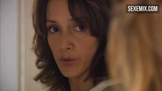 Jennifer Beals trompe Jodi avec Laura Mennell - le mot L