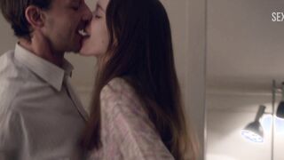 Stacy Martin Sexo contra la pared, escena de Nymphomaniac: Vol. II