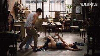 Anne Hathaway erotic scene in the kitchen, in Love And Other Drugs