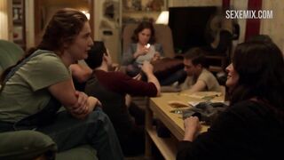 Scena del bacio di Emma Kenney in Shameless