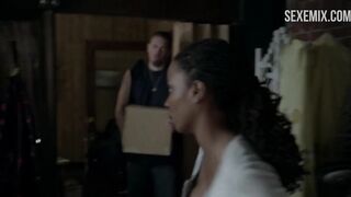 Elizabeth Lande sexy scene in Shameless