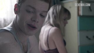 Emma Greenwell siyah sutyen ve siyah külotla, Shameless sahnesinde