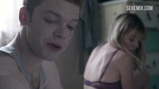 Emma Greenwell siyah sutyen ve siyah külotla, Shameless sahnesinde