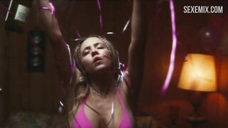 Magnifique Sydney Sweeney en bikini rose, scène dans Euphoria