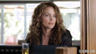 Dina Meyer binicilik ve Misyoner pozisyonunda sikişti, Lethal Seduction (2015) sahnesinde