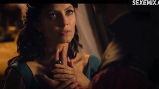 Ateşli Alessandra Mastronardi, Medici Masters Of Florence'daki Seksi Sahne