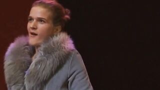 Sophie Engert çıplak, Pancomedia'daki Der Narr sahnesi (2001)