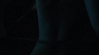 Quinn Cooke nos muestra sus tetas desnudas, escena en Ozark s01e03 (2017)