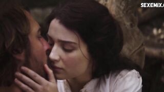 Eve Hewson sexy, escena en The Luminaries s01 (2020)