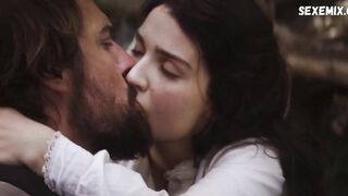 Eve Hewson sexy, escena en The Luminaries s01 (2020)