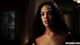 Tessa Thompson en topless, escena en Copper s02e03 (2012)