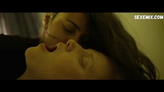 Avigail Kovari, Moran Rosenblatt sexy, scene in Red Cow (Para Aduma) (2018)