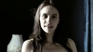 Tasma Walton in topless, scena di Un pugno di mosche (1996)