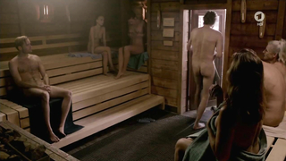 Susanna Simon nuda, Birge Schade nuda, scena di sesso da Eltern allein zu Haus s01e02 (2017)