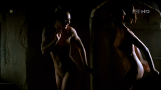 Nude video with Grazyna Wolszczak nude, Maria Peszek nude, Julita Famulska nude, Malgorzata Zasztowt nude, Joanna Fidler nude , scene from Wiedzmin (2001)