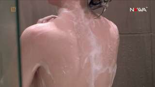 Marie Carrour nuda, scena di sesso da Siostry (2017)