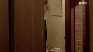 Jeanette Hain nuda, Jenny Deimling nuda, scena di sesso da Tatort e665 (2007)