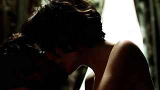 Tuppence Middleton nua, cena de sexo de Cleanskin (2012)