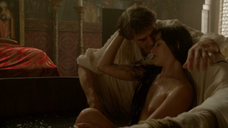 Melia Kreiling desnuda, escena de sexo de Los Borgia s02e01,04 (2012)