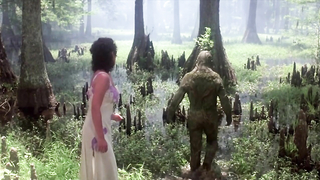 Adrienne Barbeau çıplak, Swamp Thing'den (1982) erotik sahne