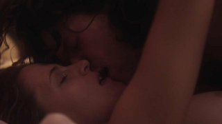 Amy Seimetz nuda, scena di sesso da 9 Full Moons (2013)