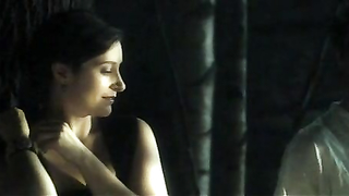 Assumpta Serna çıplak, Amira Casar çıplak, The Piano Tuner of Earthquakes (2005) filminden erotik sahne