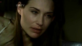 Claire Forlani nue, scène érotique de The Diplomat (2009)