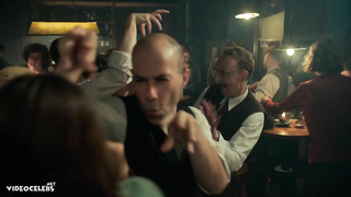 Liv Lisa Fries nue - Babylon Berlin s04e12 (2022)