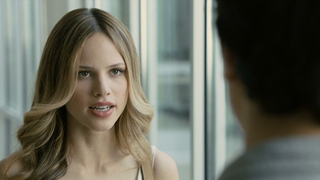 Halston Sage seksi - Kağıttan Kentler (2015)